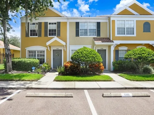 1310 Costa Mesa Dr, Zephyrhills, FL 33543