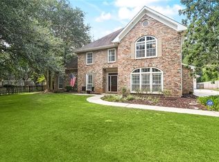 127 Deloaks Rd, Madisonville, LA 70447