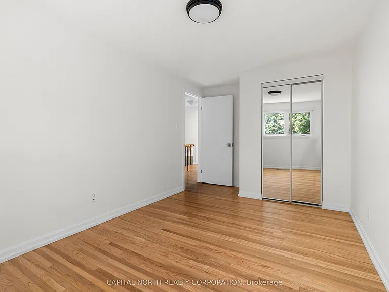2396 Barcella Cres — Photo 19
