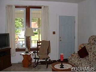 1st image of 859 Homewood Ave