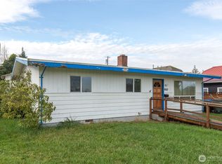 910 E 7th St, Port Angeles, WA