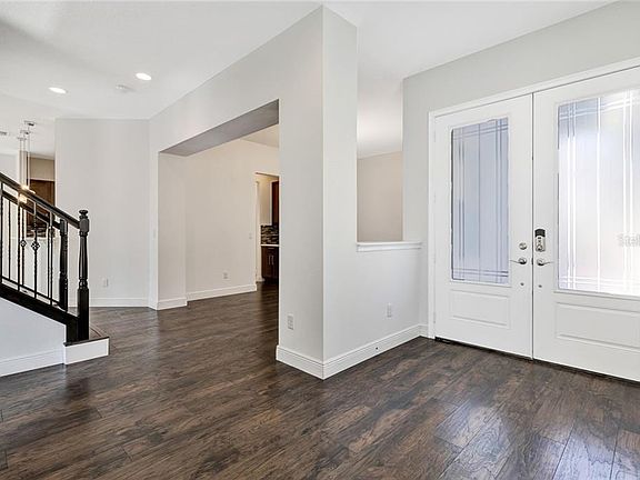 5th image of 10412 Siddington Dr