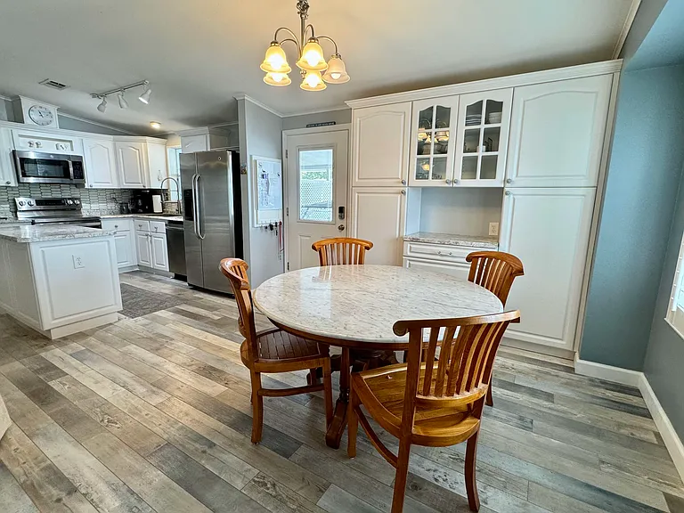 1100 Curlew Rd — Photo 11