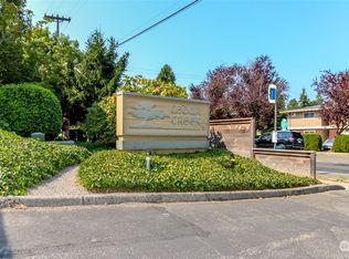 4800 200th St SW APT E102, Lynnwood, WA
