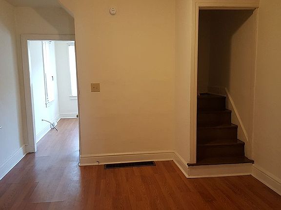 4th image of 941 Maryland Ave