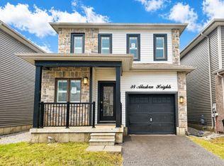 34 Alaskan Hts, Barrie, ON L9J0H9