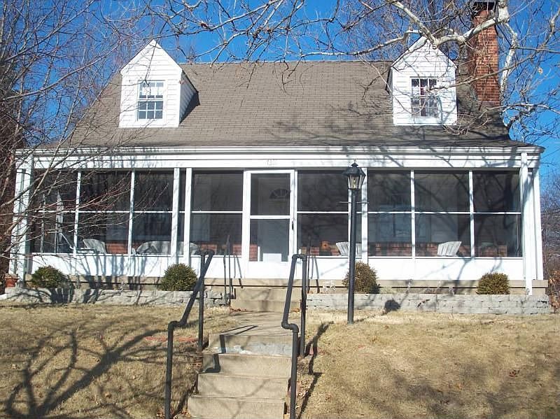 1st image of 7301 Dorset Ave