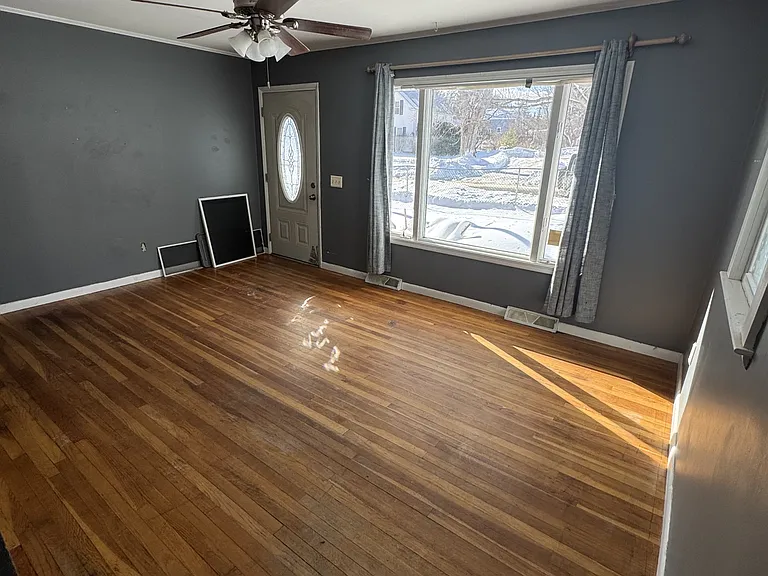 128 Jefferson St — Photo 1