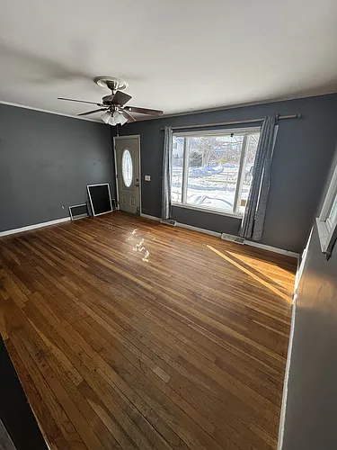 128 Jefferson St Photo 1