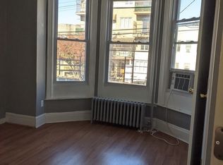 1132 39th St #2C, Brooklyn, NY 11218