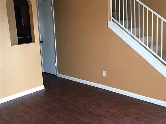 3rd image of 357 NW Newton Dr APT 2