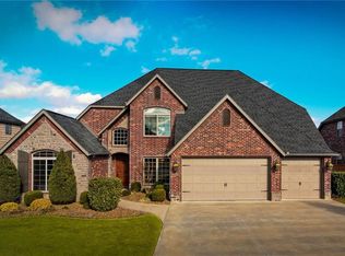 4901 SW Ridge Mont Rd, Bentonville, AR 72713