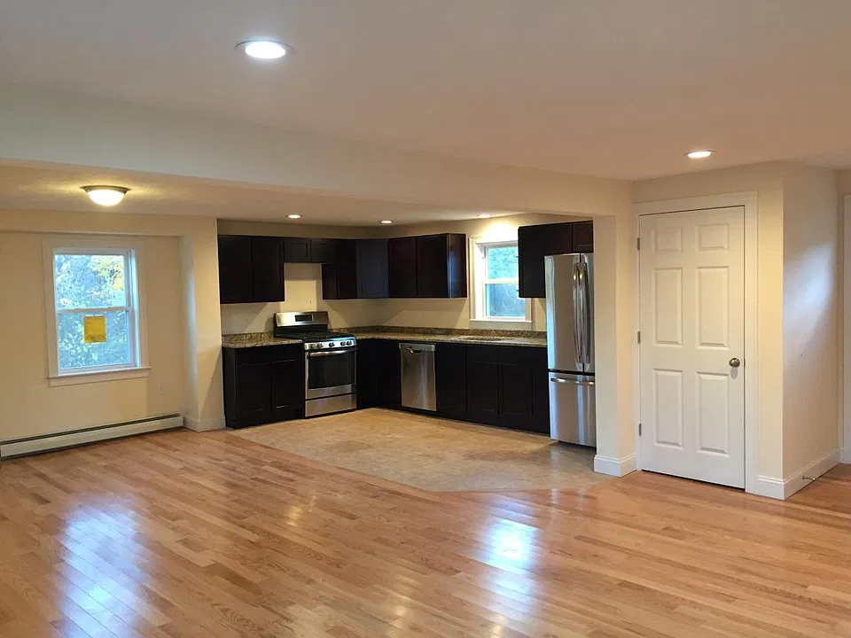 400 N Wheaton Ave