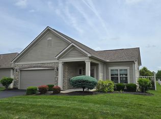 1108 Little Bear Dr, Lewis Center, OH 43035