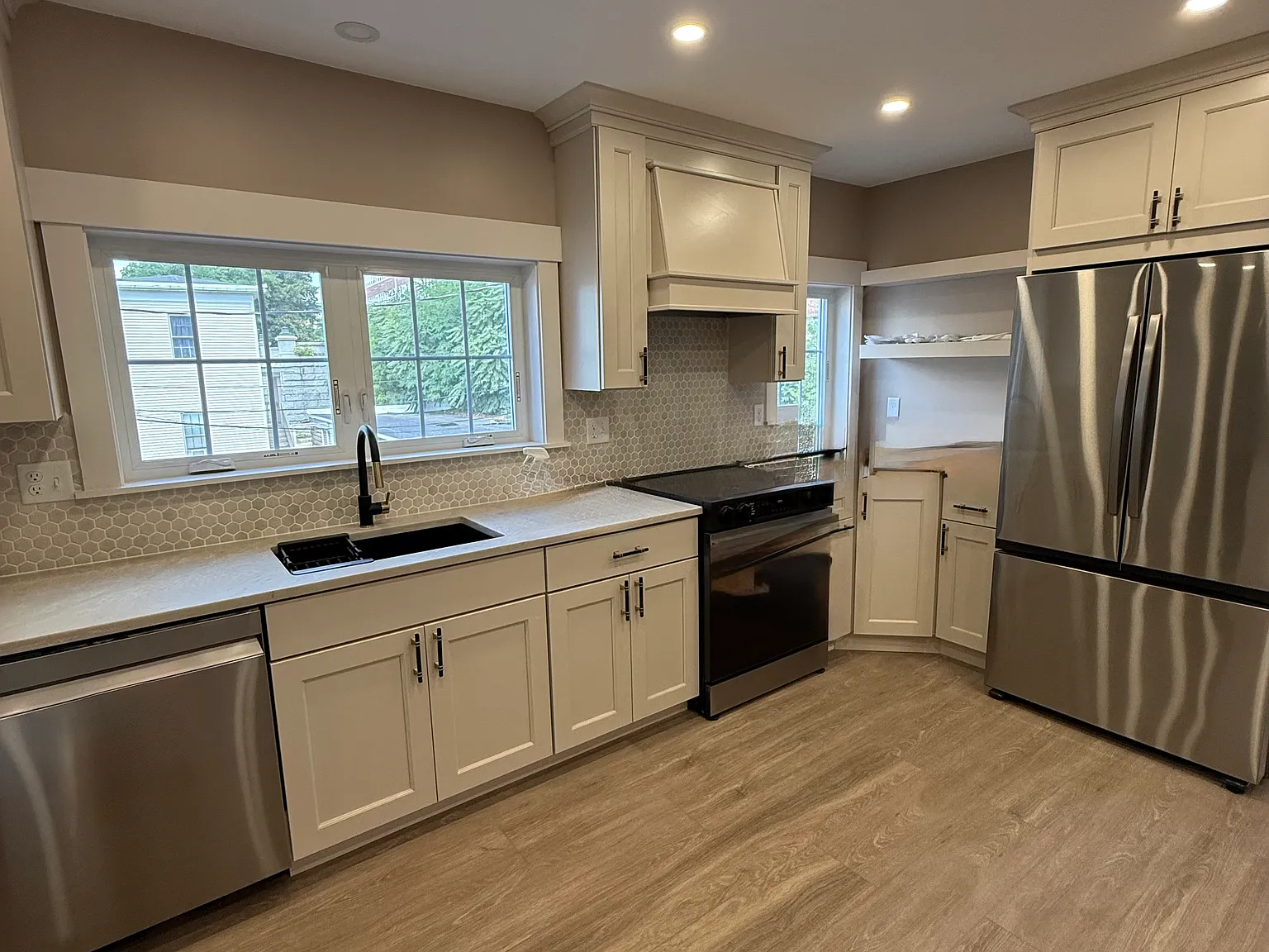 1 bed, 1000 sqft, $2,250 — Photo 1