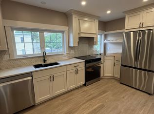 128 Prichard St #2R, Fitchburg, MA 01420