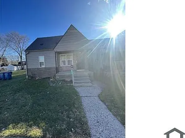 8208 Prospect Ave, Warren, MI 48089