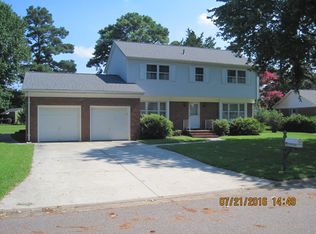 708 Nottingham Dr, Virginia Beach, VA 23452