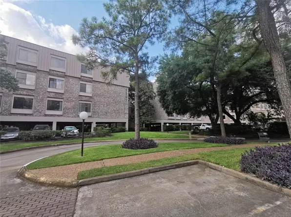 2211 S Braeswood Blvd #21J, Houston, TX 77030