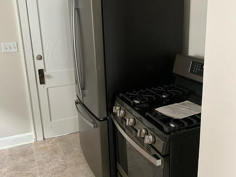 2052 Wascana Ave #1 — Photo 13