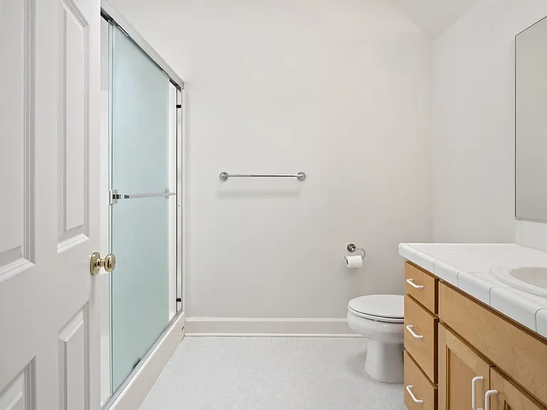 1588 Oak St — Photo 25