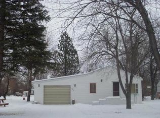 660 Minnesota Ave SW, Huron, SD 57350