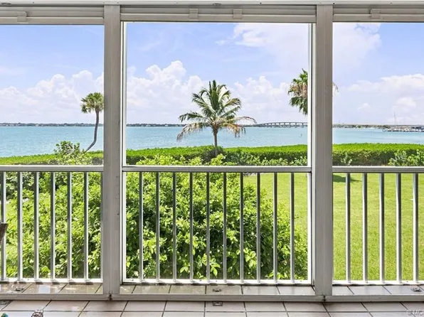 184 NE Edgewater Dr APT 1104, Stuart, FL 34996