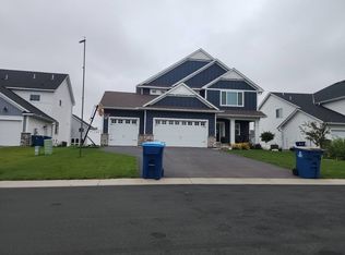 1156 Ashbrook Path, Rosemount, MN 55068