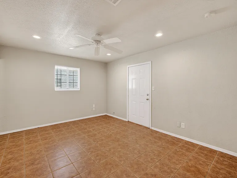 8506 Comet St #A — Photo 14