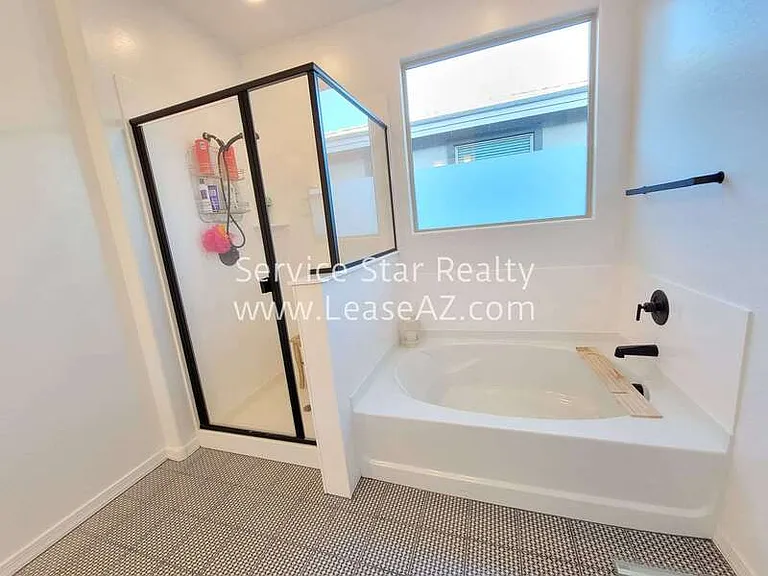 18763 W Rancho Dr — Photo 39