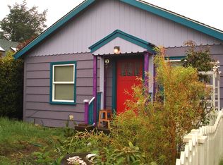 23 SW Cottage St, Newport, OR 97365