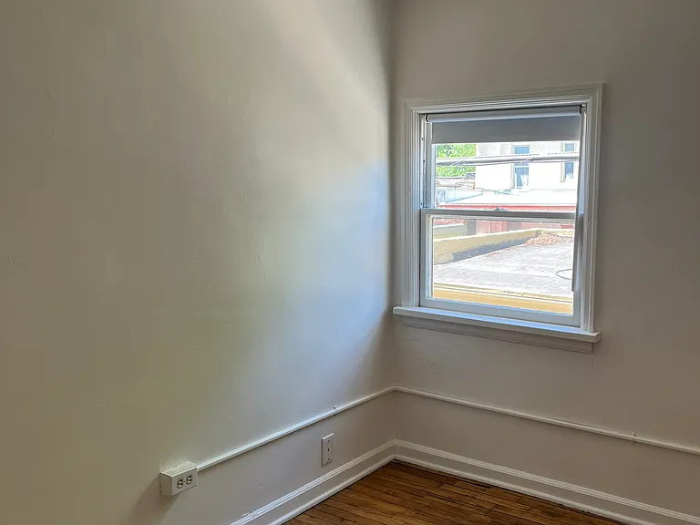 2079 N Ogden St — Photo 27