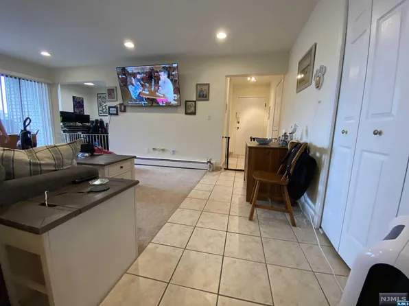 841 Main St APT J, Belleville, NJ 07109