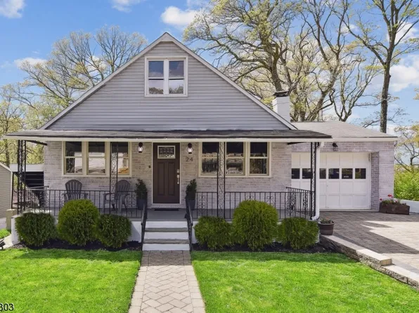 24 Skidmore Trl, Hopatcong Boro, NJ 07843