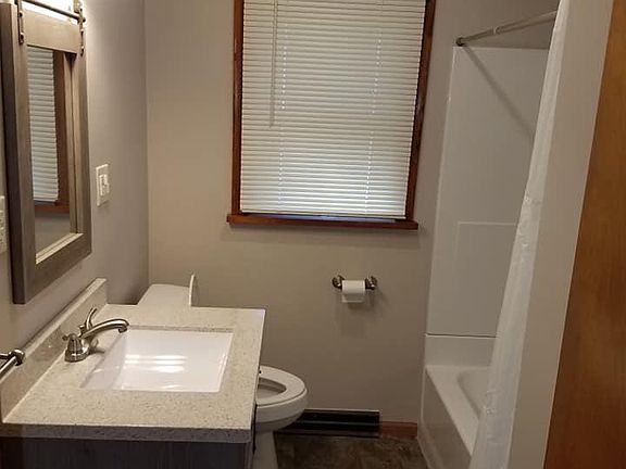 3rd image of 467 Bowers Ave NW