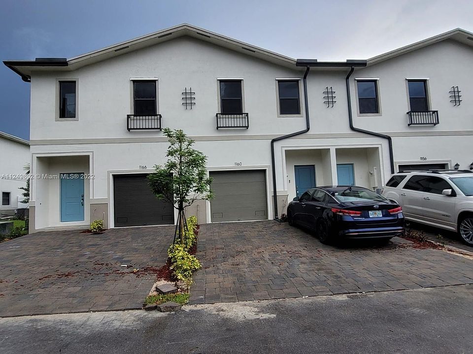 1st image of 1160 SW 6th Ave #1160