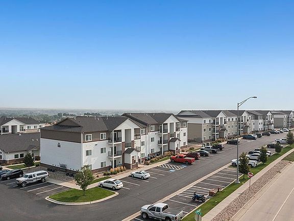 5th image of 2915 Marlin Dr #308