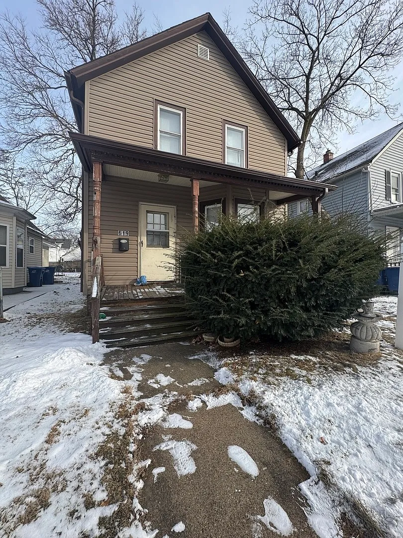 619 Chestnut St photo 1
