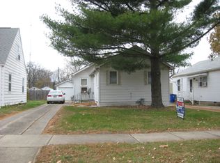 2065 N Graceland Ave, Decatur, IL 62526