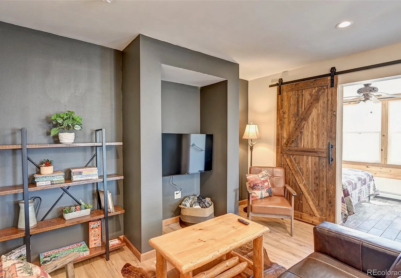 2 bed, 874 sqft, $1,850 — Photo 4