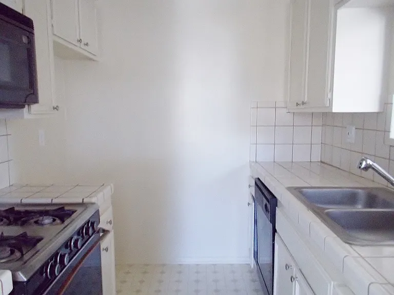 3619 Cardiff Ave #104 — Photo 9