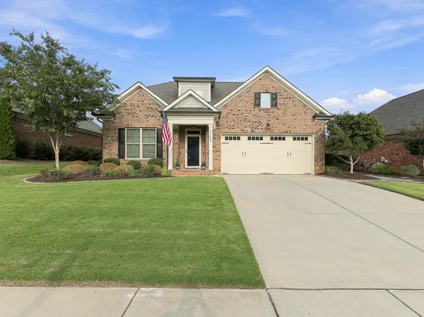 5725 Mizuno Dr, Fuquay Varina, NC 27526