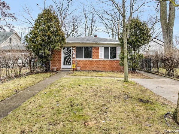 7518 Hazelton St, Detroit, MI 48127