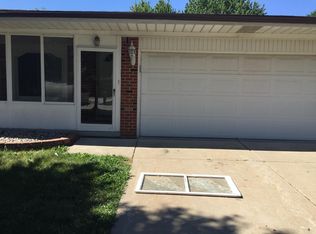 5046 Temple Dr, Sterling Heights, MI 48310