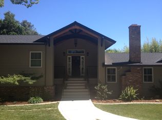 2060 Maple Glen Rd, Sacramento, CA 95864