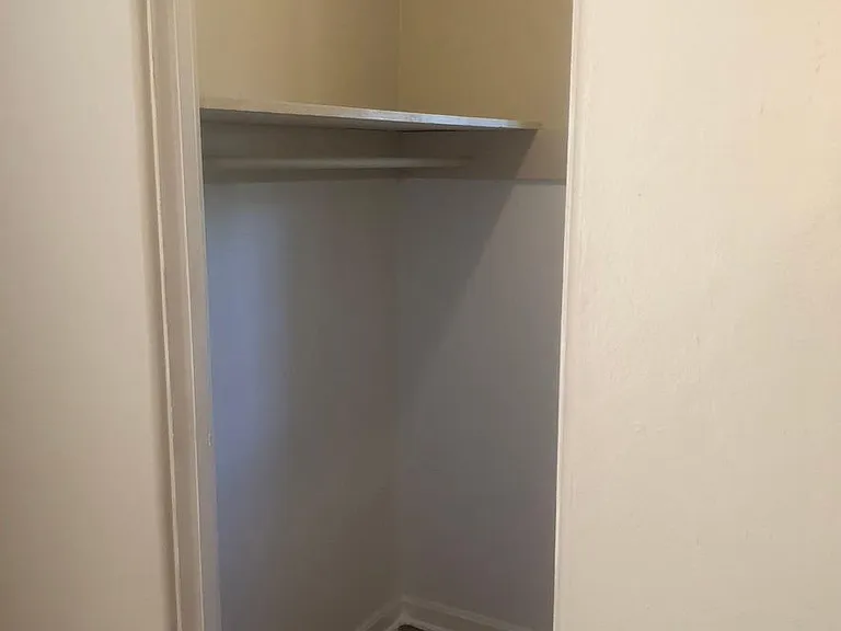 Master Walk In.