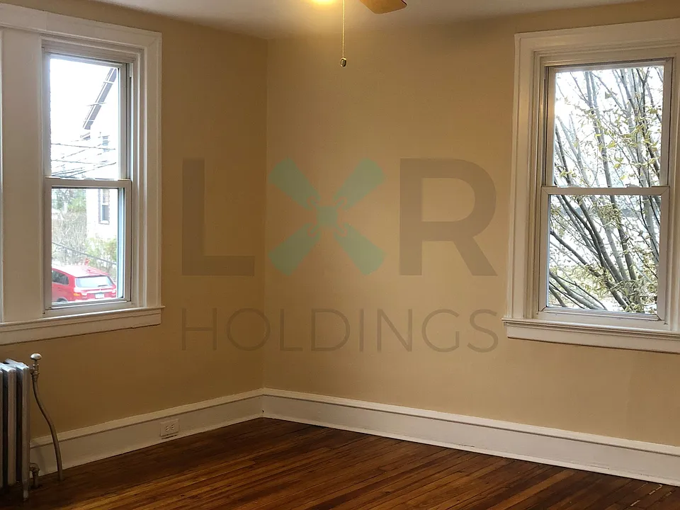 74 Bartram Ave #2