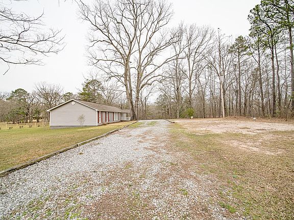 2nd image of 159 Lee Road 640