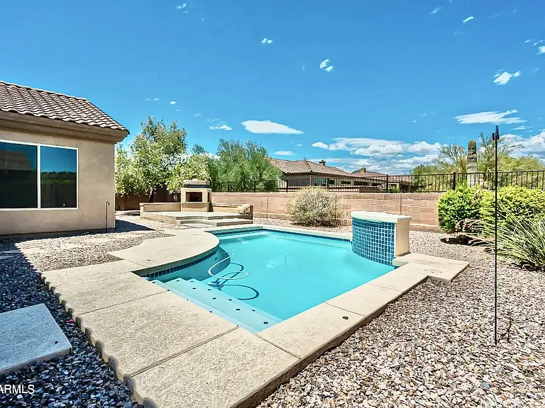 1682 W Ainsworth Dr — Photo 31