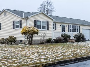 49 Sycamore St, Nazareth, PA 18064